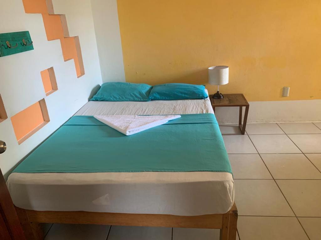 Brisamar Guesthouse Пуэрто-Эскондидо Экстерьер фото